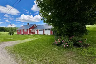 75 Page Rd, Haverhill, NH 03780 - Photo 2