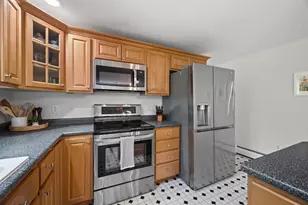 54 Beech Hill Rd, Exeter, NH 03833 - Photo 8