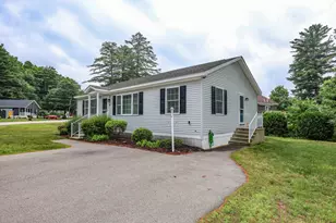 41 Farmwood Dr, Nashua, NH 03062 - Photo 2