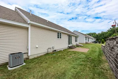 8 Cedar Street #8, Hooksett, NH 03106 - Photo 32