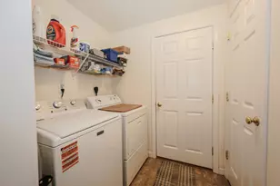 8 Cedar St, Hooksett, NH 03106 - Photo 28