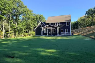 101A Seaverns Bridge Rd, Merrimack, NH 03054 - Photo 6
