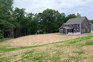 101A Seaverns Bridge Rd, Merrimack, NH 03054 - Photo 8