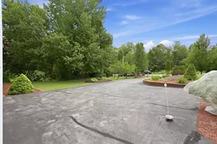 5 Johns Dr, Hooksett, NH 03106 - Photo 2