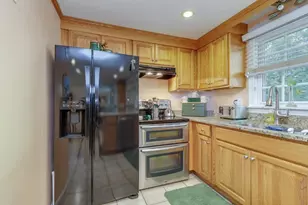 9 Severance Dr, Londonderry, NH 03053 - Photo 10