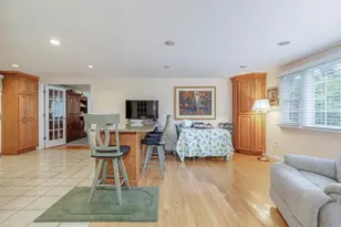 9 Severance Dr, Londonderry, NH 03053 - Photo 6