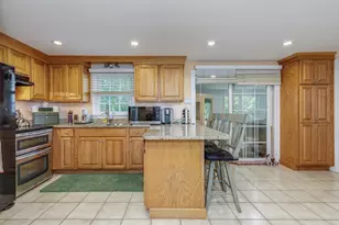 9 Severance Dr, Londonderry, NH 03053 - Photo 8