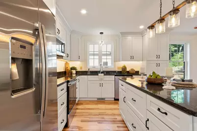 7 Beach Road, Hampstead, NH 03841 - Photo 10