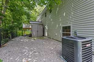 25 Gay Ave, Hillsboro, NH 03244 - Photo 38