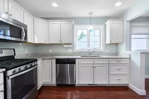 19 Furnival Rd, Nashua, NH 03064 - Photo 6