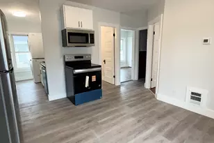 6 Holmes St, Nashua, NH 03060 - Photo 8