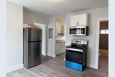 6 Holmes Street #2, Nashua, NH 03060 - Photo 4