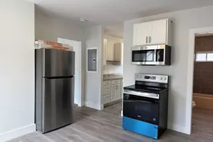 6 Holmes St, Nashua, NH 03060 - Photo 4