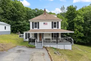 10 Sullivan Ave, Salem, NH 03079 - Photo 2
