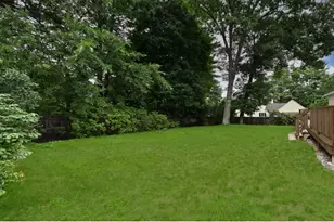 110 Maybrook Ave, Manchester, NH 03102 - Photo 36