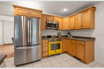 110 Maybrook Avenue, Manchester, NH 03102 - Photo 16