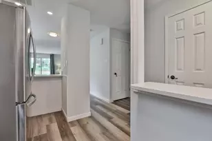 38 Shelburne Rd, Merrimack, NH 03054 - Photo 8