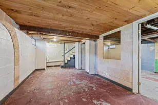 20 Lawndale Ave, Nashua, NH 03060 - Photo 32