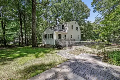 11 Hartson Circle, Hudson, NH 03051 - Photo 12