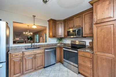 555 Straw Hill Road, Manchester, NH 03104 - Photo 10