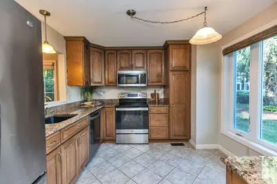 555 Straw Hill Road, Manchester, NH 03104 - Photo 12