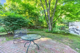 555 Straw Hill Rd, Manchester, NH 03104 - Photo 6