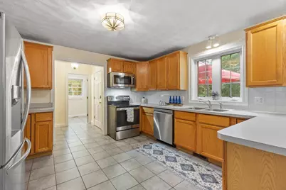 79 Wyndridge Circle, Pelham, NH 03076 - Photo 6