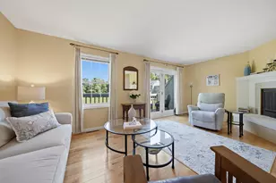 6 Veterans Rd, Amherst, NH 03031 - Photo 4