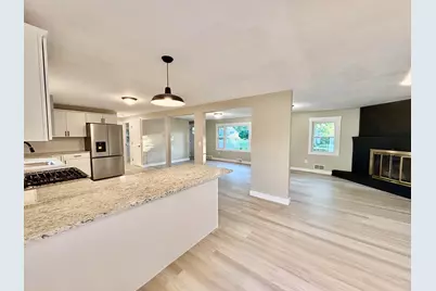 8 Cote Avenue, Nashua, NH 03060 - Photo 6
