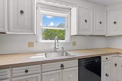10 Colonial Circle, Hampton, NH 03842 - Photo 10