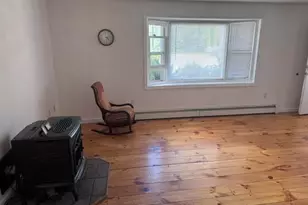 15R Norman Dr, Derry, NH 03038 - Photo 4