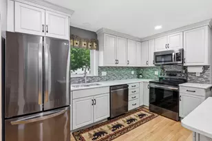 19 Patton St, Rochester, NH 03867 - Photo 2
