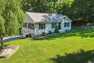2 Hemlock Shore Dr, Atkinson, NH 03811 - Photo 2
