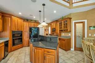 21 Goffstown Back Rd, Goffstown, NH 03045 - Photo 12