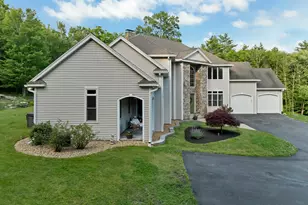 21 Goffstown Back Rd, Goffstown, NH 03045 - Photo 8