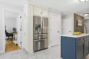 165 S Ridge Dr, Manchester, NH 03109 - Photo 12