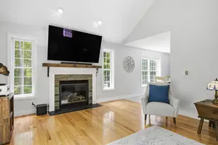 165 S Ridge Dr, Manchester, NH 03109 - Photo 18