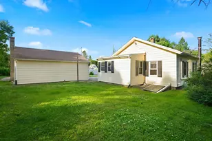 31 Hillside Ave, Derry, NH 03038 - Photo 22