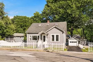 123 Smyth Rd, Manchester, NH 03104 - Photo 4