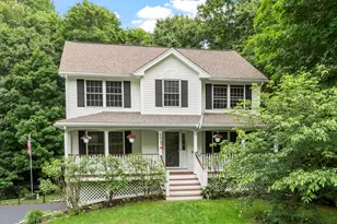 29 Cider St, Epping, NH 03042 - Photo 1