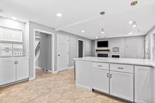 20 French Ct, Merrimack, NH 03054 - Photo 12
