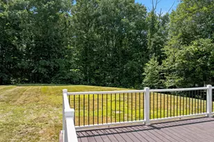 60 Horseshoe Rd, Windham, NH 03087 - Photo 8