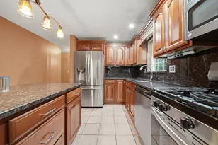 25 Camp Sargent Rd, Merrimack, NH 03054 - Photo 8