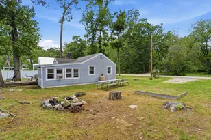 32 N Shr Rd, Sandown, NH 03873 - Photo 6