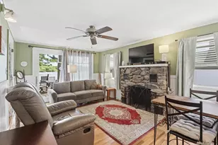 32 N Shr Rd, Sandown, NH 03873 - Photo 14