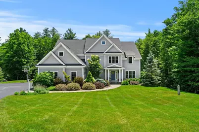 32 Settlers Court, Bedford, NH 03110 - Photo 2