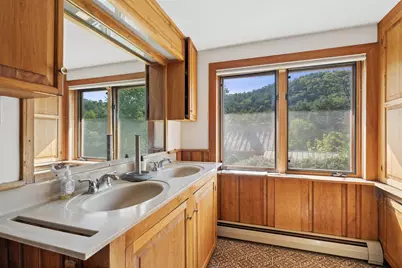 4 Larkin Road, Tunbridge, VT 05077 - Photo 22
