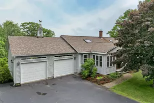 105 Waukewan St, Meredith, NH 03253 - Photo 1