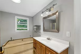 18 W Huntress Pond Rd, Barnstead, NH 03225 - Photo 14