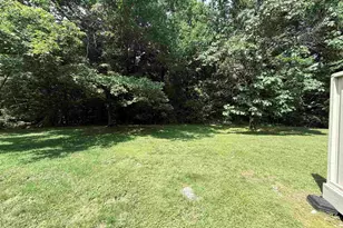 205 Woodhaven Dr, Hartford, VT 05001 - Photo 16